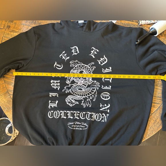 BoohooMAN Gothic Dragon Ruched Hooded Tracksuit - Picture 2 of 10